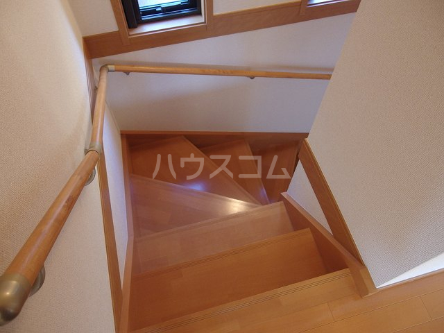 21/29 エントランス