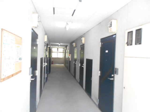 22/30 エントランス