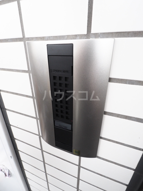 20/30 エントランス