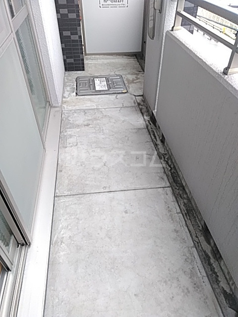 20/30 バルコニー