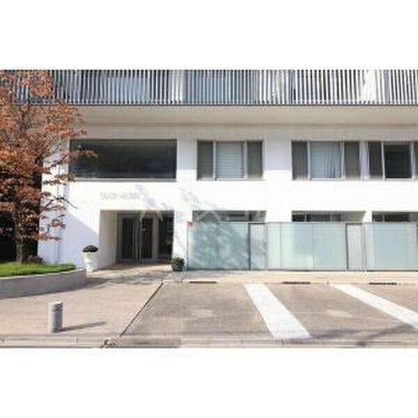 13/24 エントランス