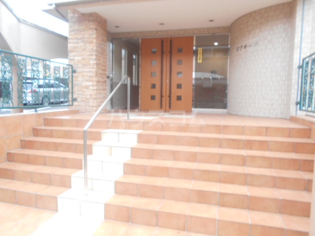 3/6 エントランス