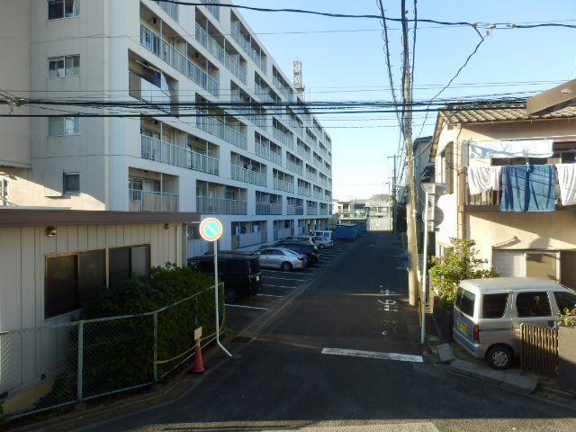 22/30 駐車場