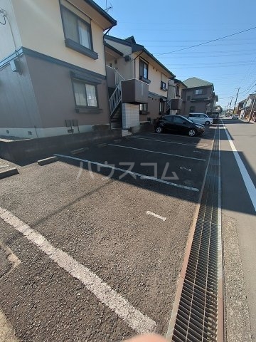 14/21 駐車場