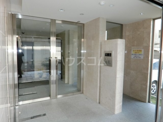 29/30 エントランス