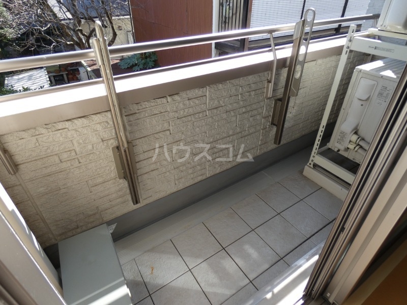 19/30 バルコニー