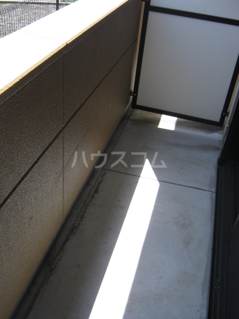 18/23 バルコニー