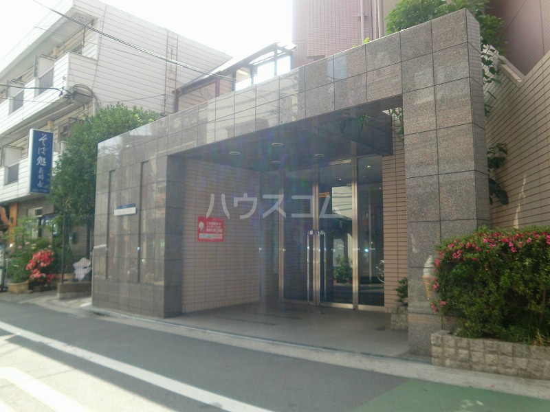 2/2 エントランス