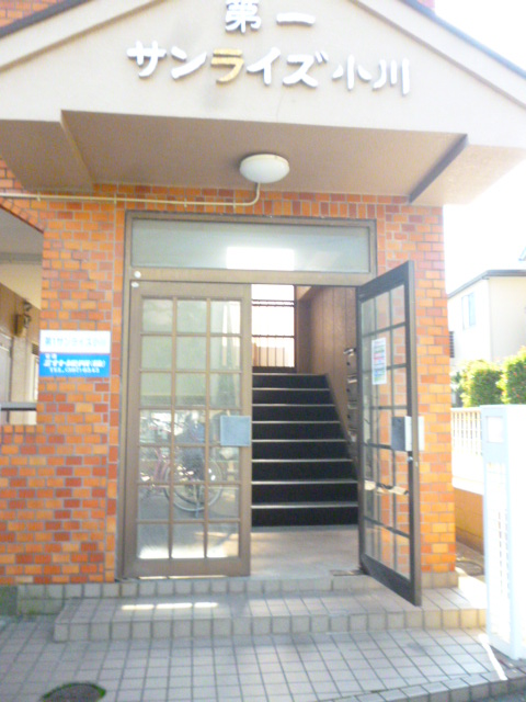 22/30 エントランス