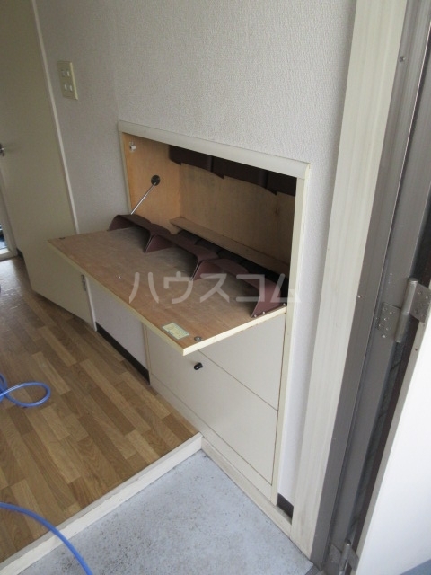 15/23 エントランス