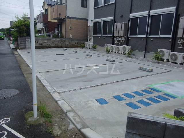 3/7 駐車場