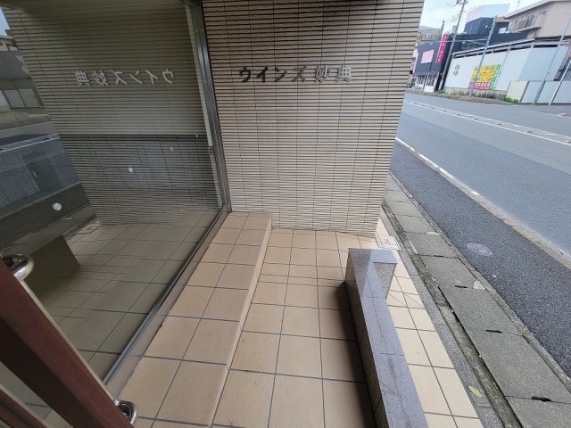 17/26 エントランス