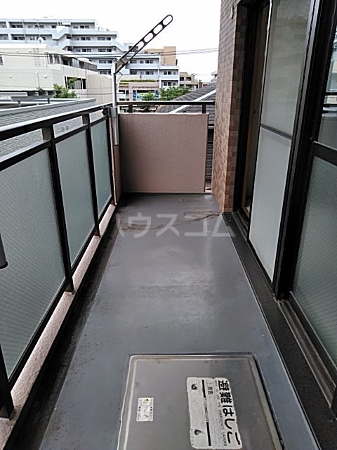 13/30 バルコニー