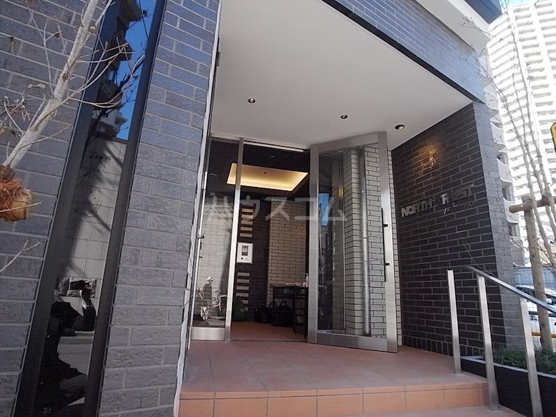 2/5 エントランス