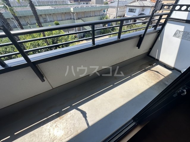 20/30 バルコニー