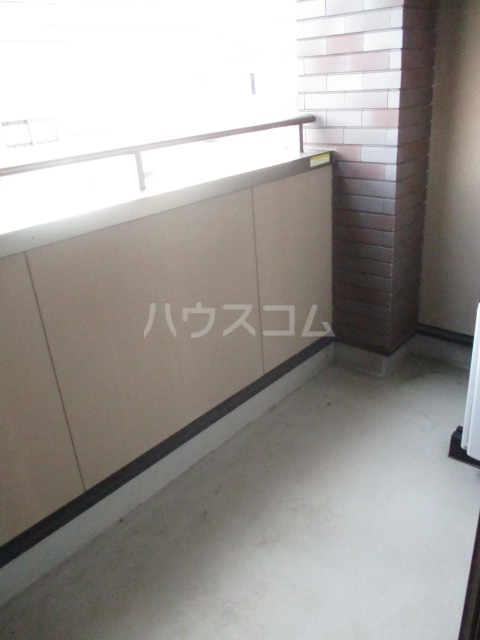 17/27 バルコニー