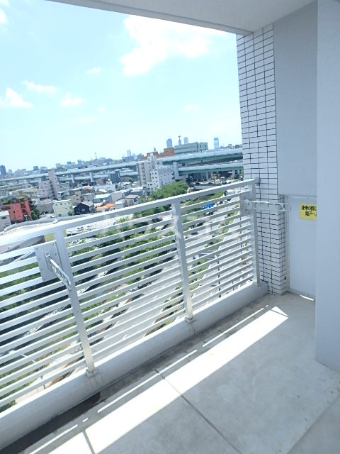 14/30 バルコニー