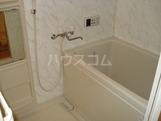 16/27 浴室