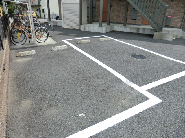 22/30 駐車場