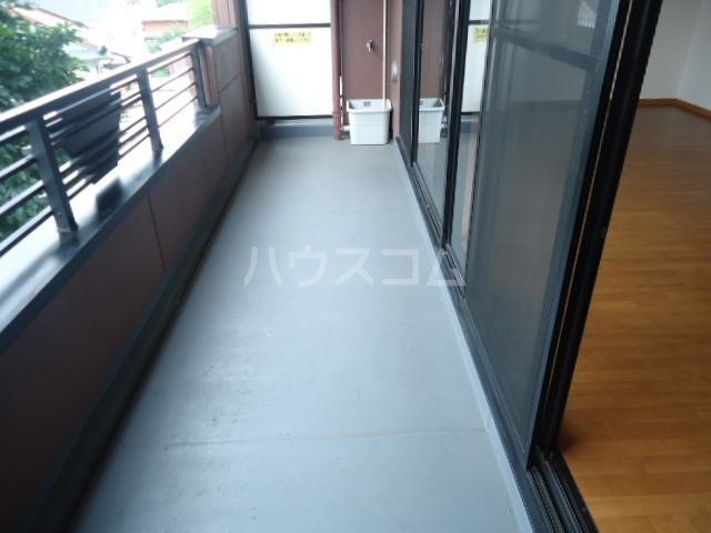 20/25 バルコニー