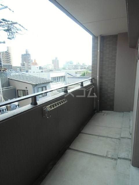 14/30 バルコニー