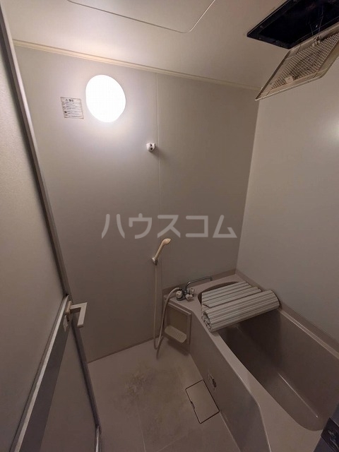 14/30 浴室