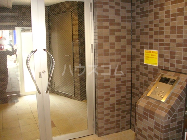 17/24 エントランス