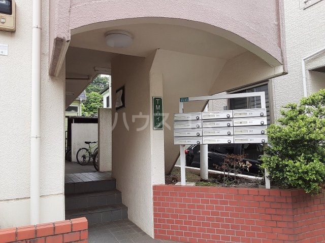 29/30 エントランス