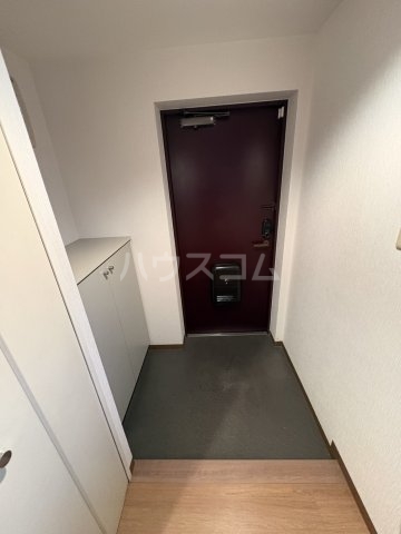 13/30 玄関