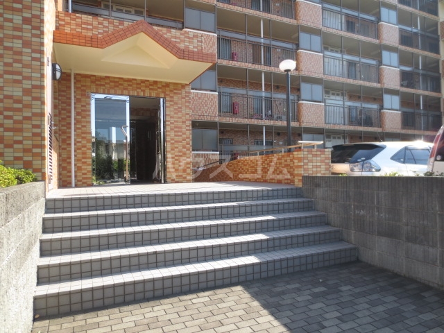 19/24 エントランス