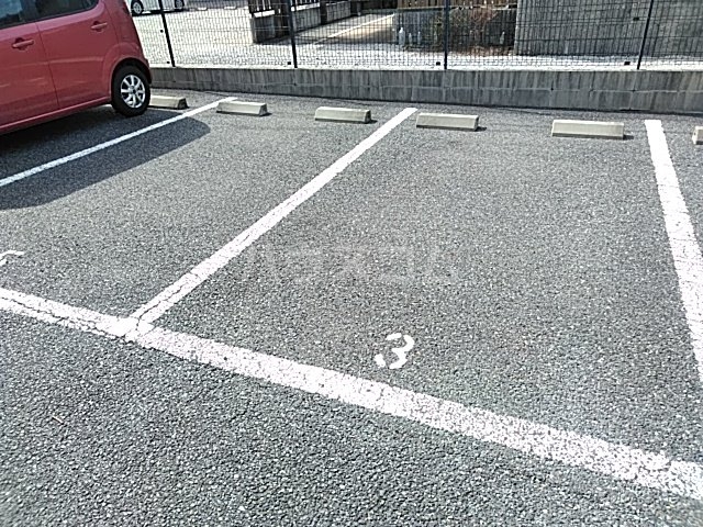 22/25 駐車場