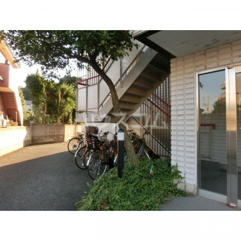 22/30 駐車場
