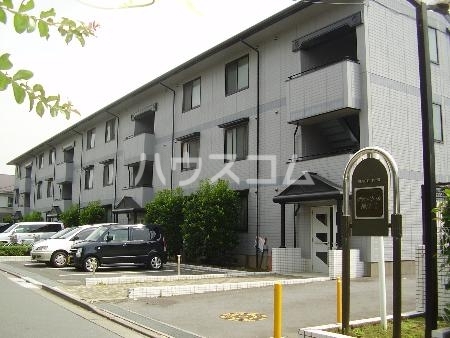 25/30 エントランス