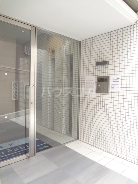 29/30 エントランス