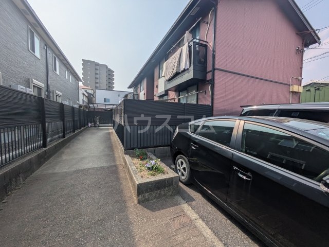 21/25 エントランス