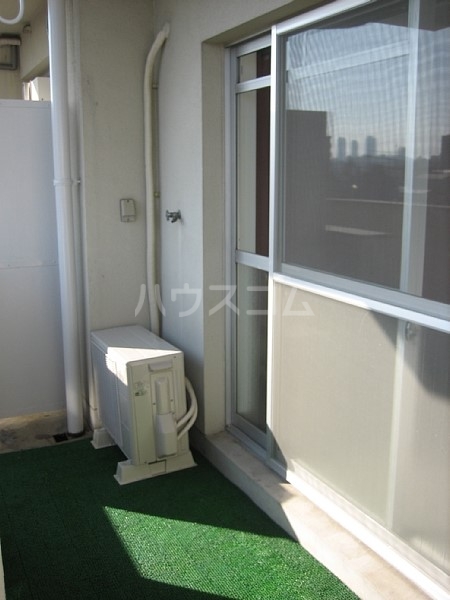 20/27 バルコニー