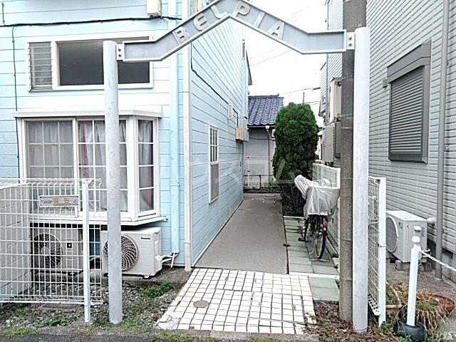 29/30 エントランス