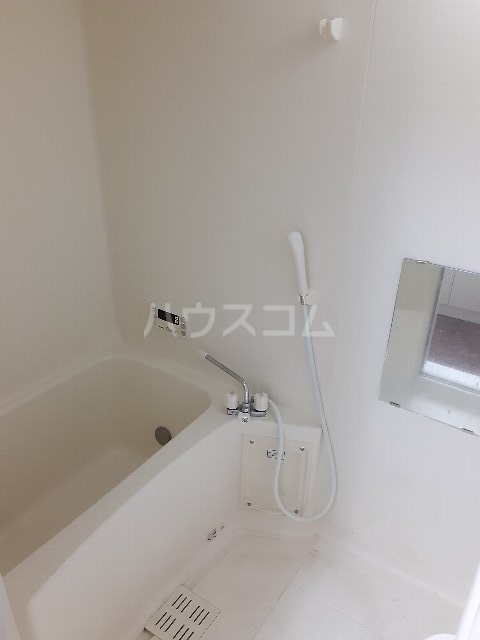 13/25 浴室