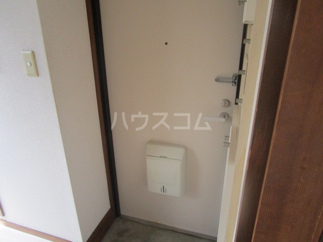 13/30 玄関