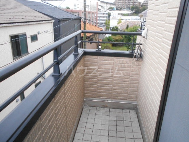 18/28 バルコニー
