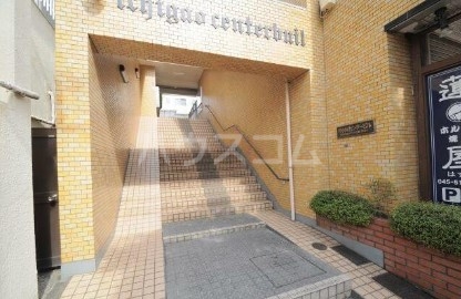 15/20 エントランス