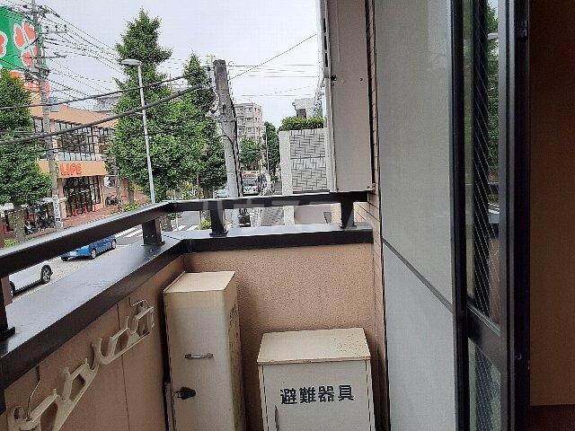 19/26 バルコニー