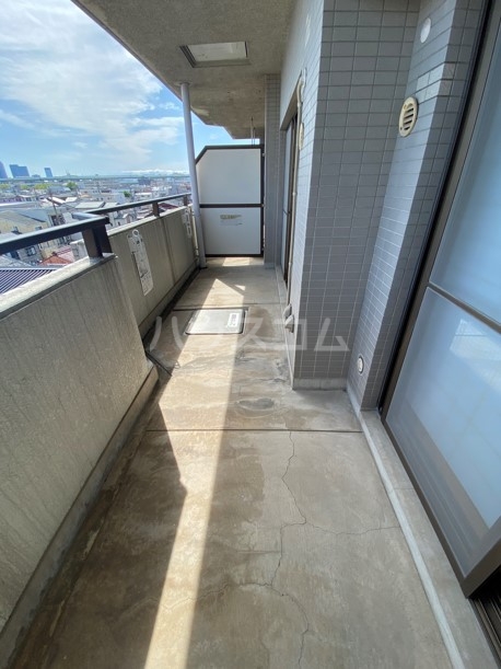 19/30 バルコニー