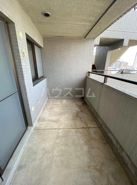 20/30 バルコニー