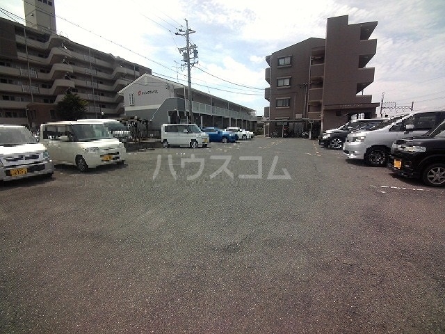 3/5 駐車場