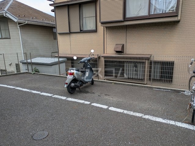 22/23 駐車場
