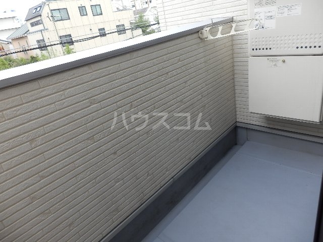 17/25 バルコニー