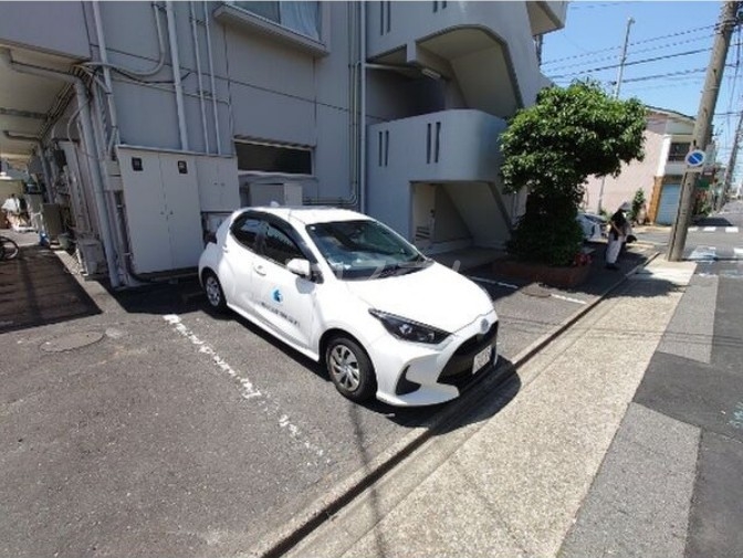 16/25 駐車場