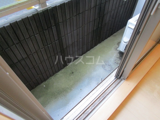 23/30 バルコニー