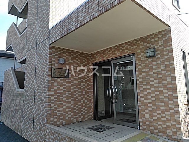 21/27 エントランス